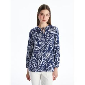 بلوزة حريمي أنيقة باللون الأزرق - تصميم عصري ومريح